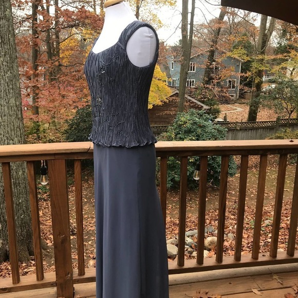 Patra Grey Sequin Gown -Size 6 - Picture 7 of 15